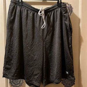 Gently loved smoke free men champion grey shorts size 2XL